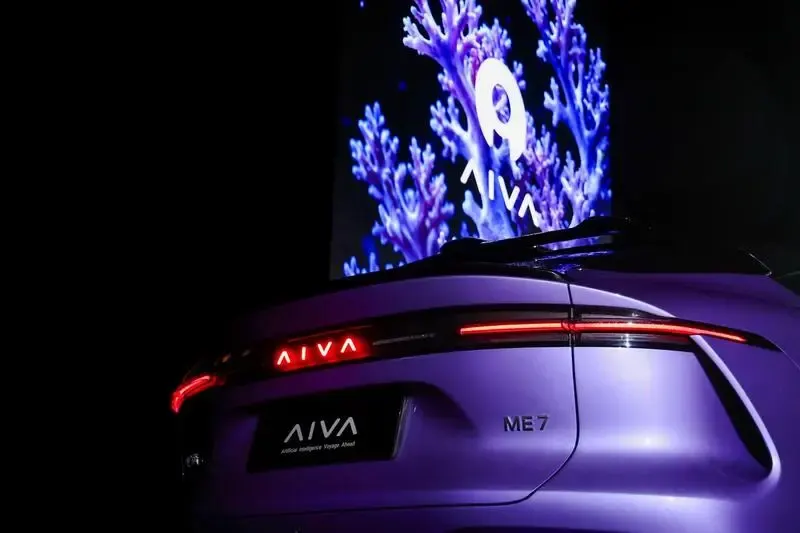 Електрокросовер Aiva ME7: дебют новинки від Seres та CATL у Парижі