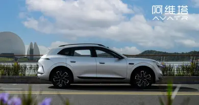 Avatr 07L: потужний електричний кросовер Changan з трьома двигунами
