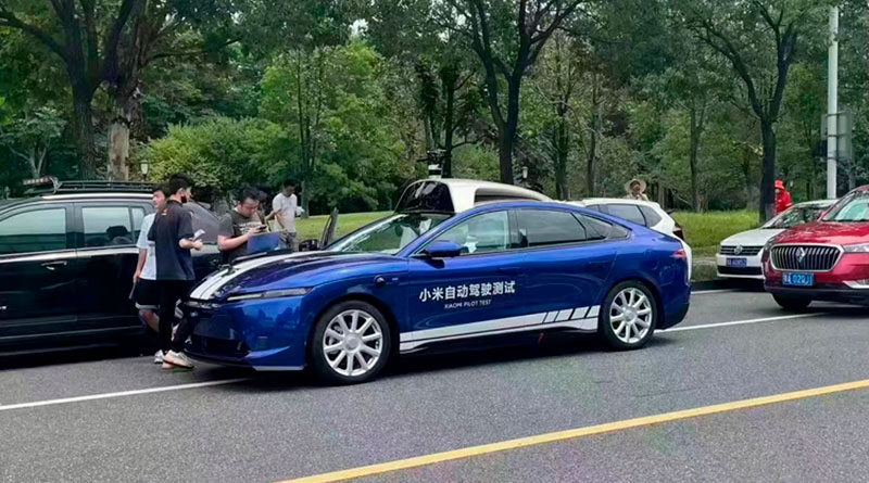 Автомобіль з автопілотом Xiaomi з'явився у міському середовищі