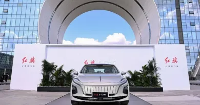 Преміальні електромобілі Hongqi першими отримають нову батарею BYD Blade 2.0