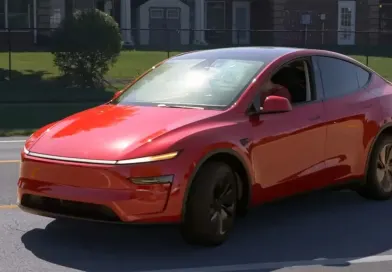 Втрата 9% ємності за рік: чому власник Tesla Model Y не хвилюється