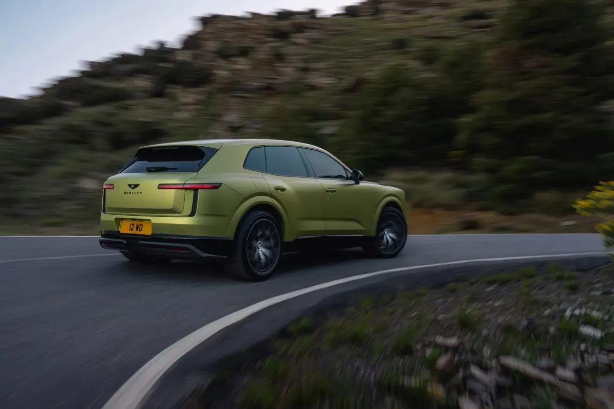 Bentley Torcal: перший електромобіль бренду з потужністю 888 к.с.
