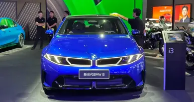 Новий BMW i3 Long Wheelbase показав розкішний інтер'єр та рекордний пробіг