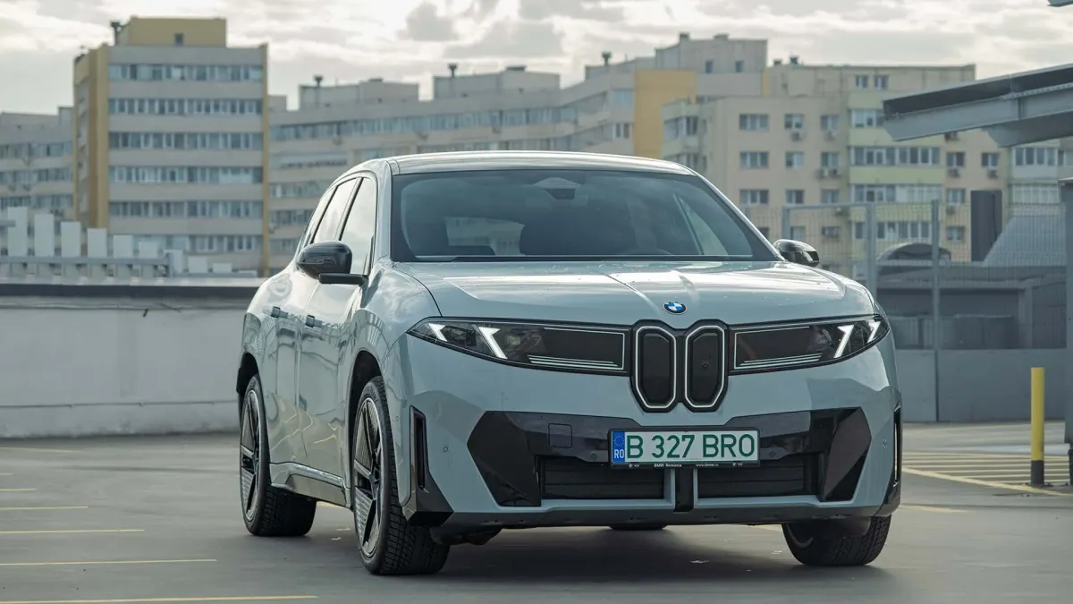 BMW iX3: скільки проїде електрокросовер після 15 хвилин зарядки