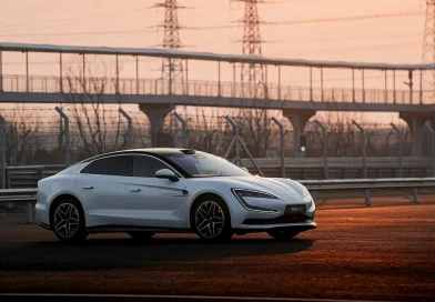 Глобальний наступ BYD: плани на власний завод у Канаді та поглинання конкурентів