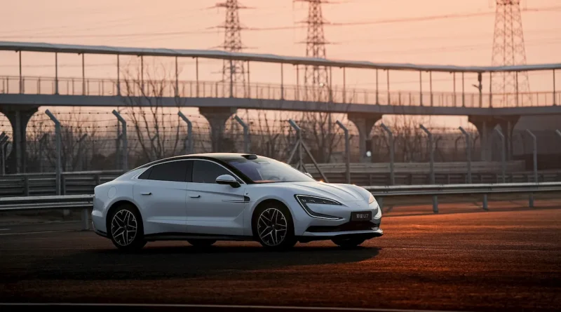 Глобальний наступ BYD: плани на власний завод у Канаді та поглинання конкурентів