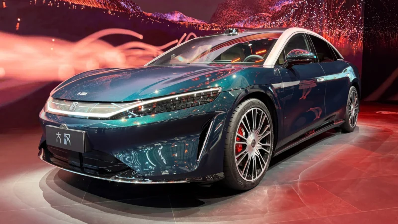 Флагманський седан BYD Da Han EV виходить на ринок із запасом ходу понад 1000 км