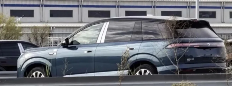 Електричний BYD Denza N8: 1193 к.с. та до 1003 км запасу ходу