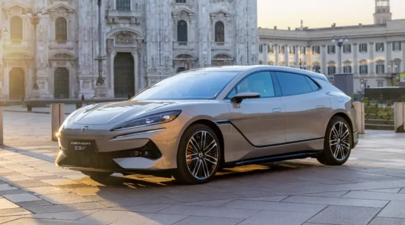 Європейський дебют Denza Z9 GT: розкішний шутінг-брейк від BYD коштує втричі дорожче, ніж у Китаї