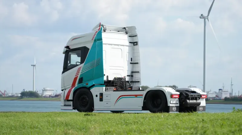 Електричний вантажівка BYD ETT 44 отримав запас ходу 600 км та зарядку 1.5 МВт