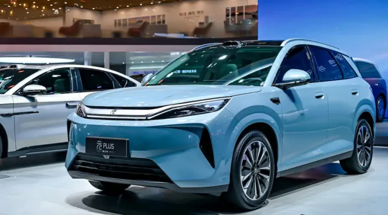 Удар по конкурентах від BYD: представлено новий кросовер Yuan Plus із зарядкою за 9 хвилин