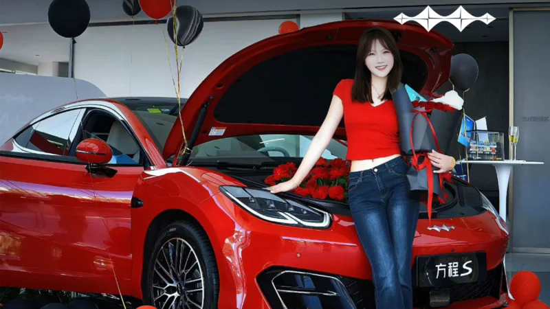 BYD Fang Cheng Bao Formula S вийшов на ринок із запасом ходу до 900 км