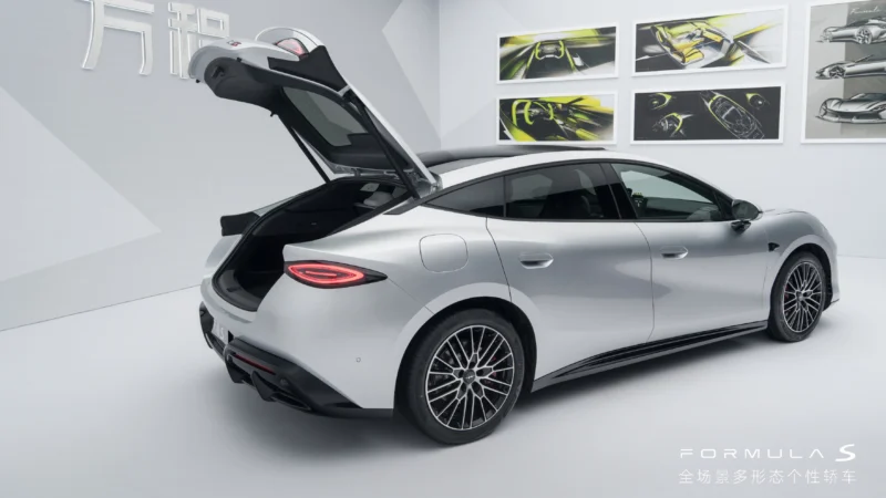 Спорткари BYD Fang Cheng Bao Formula S виходять на ринок: характеристики та ціни