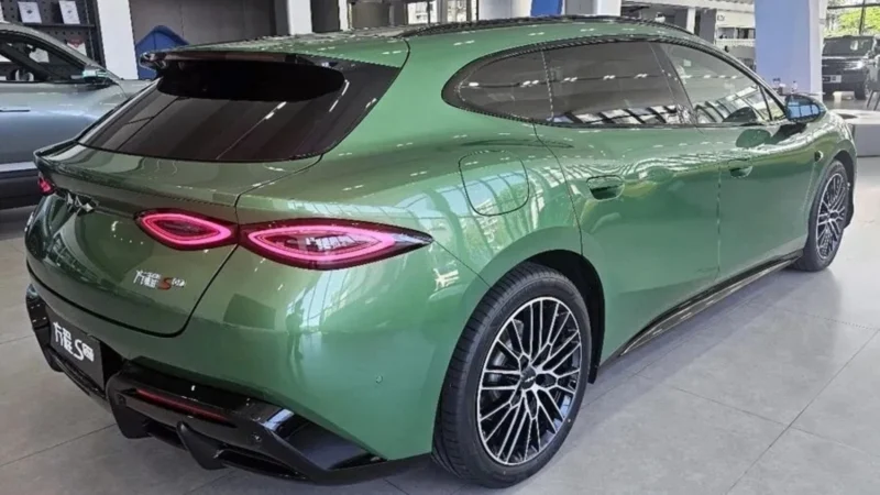 Електричний універсал BYD Fang Cheng Bao Formula S GT надійшов до дилерів