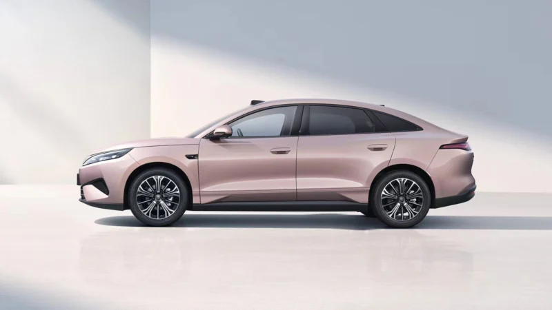 Новий седан BYD Qin Max вже у дилерів: характеристики та дата старту продажів