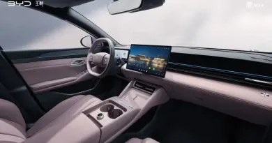 BYD Qin Max: інтер'єр розкрито, ціни та версії гібридного і чистого електромобіля