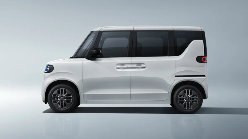 Електричний кей-кар BYD Racco зібрав понад 1000 замовлень за два тижні в Японії