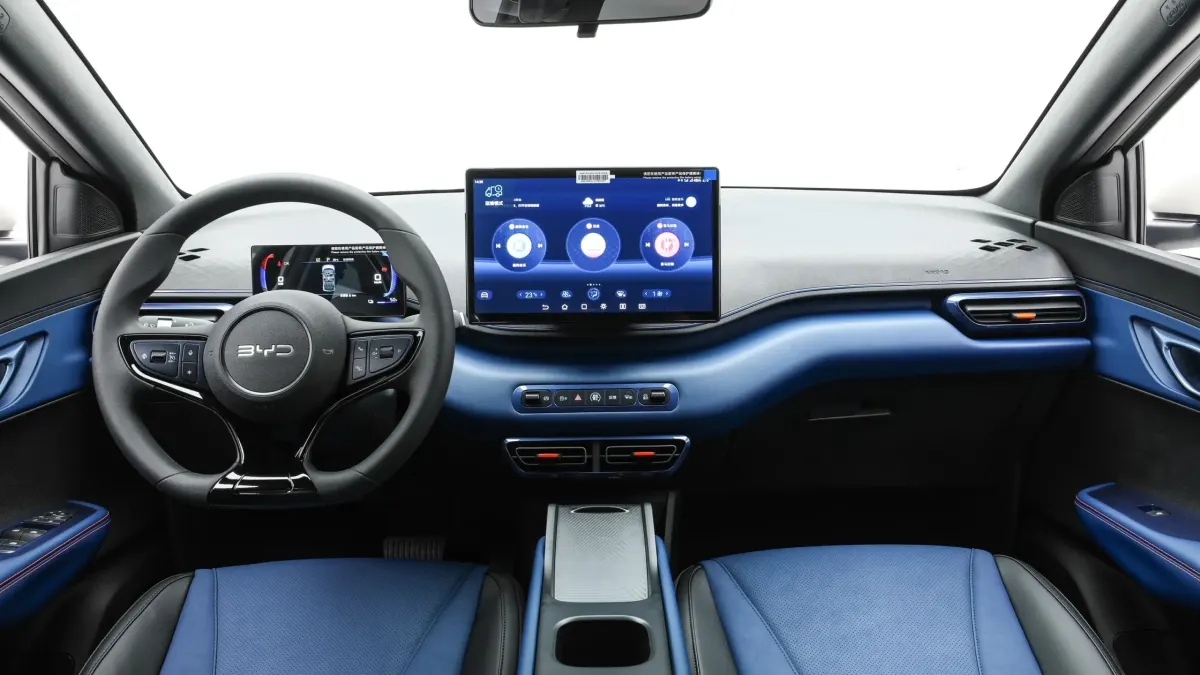 Оновлений BYD Seagull: новий інтер'єр, потужніший двигун та збільшені габарити