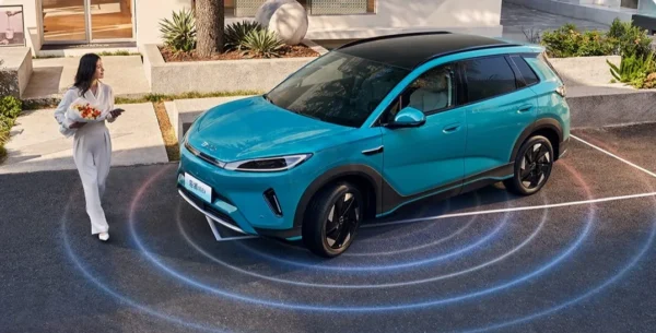 BYD Sealion 05 EV – передня частина