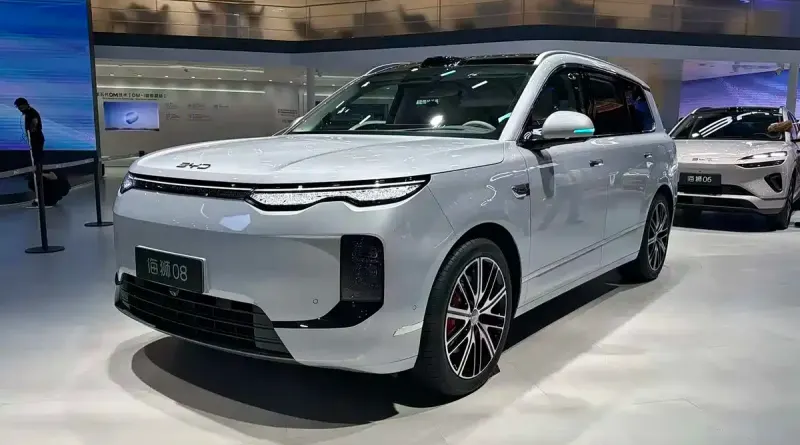 Новий флагманський SUV BYD Sealion 08 виходить на ринок із запасом ходу 900 км