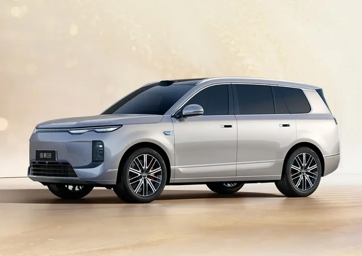 Кросовер BYD Sealion 08 зібрав понад 12 000 замовлень у перший день продажів