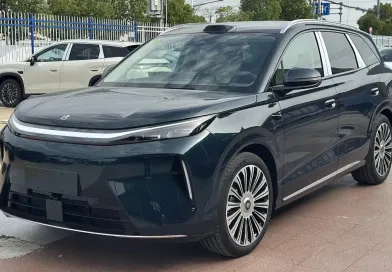 Новий кросовер BYD Tang EV виходить на ринок: 691 к.с. та пневмопідвіска