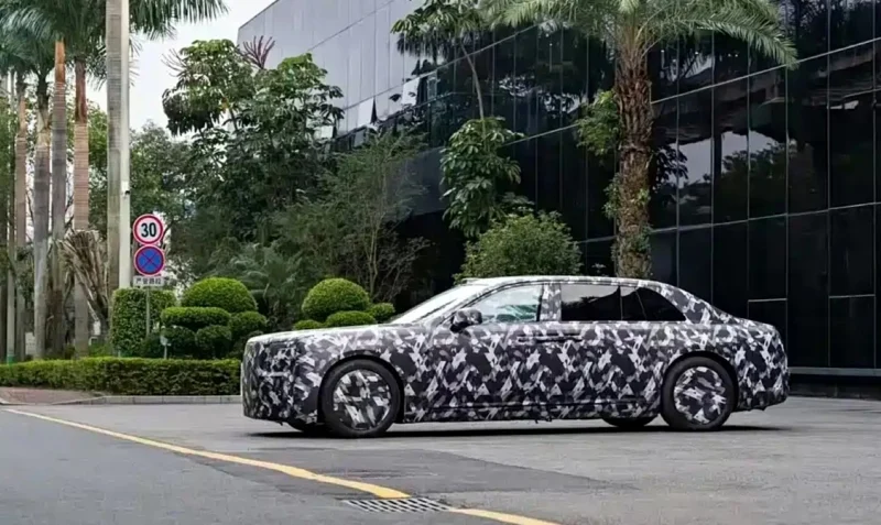Флагманський електромобіль BYD Yangwang: нові деталі про розкішний седан