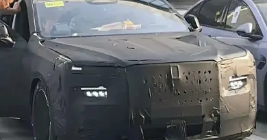 Флагманський електромобіль BYD Yangwang: нові деталі про розкішний седан