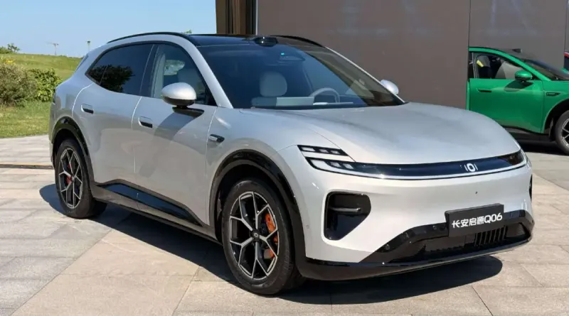 Новий Changan Nevo Q06: подвійний двигун, RWD та надшвидка зарядка 6C