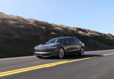 Наскільки критична деградація батареї Tesla Model 3 та Model Y після 150 000 км пробігу