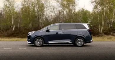 Denza D9: розкішний 7-місний мінівен від BYD виходить на ринок