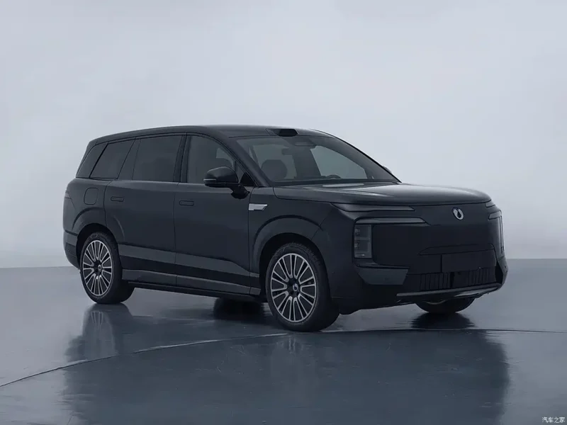 Новий Denza N8 від BYD: запас ходу до 1003 км на одному заряді