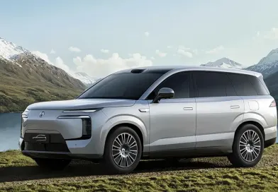 Новий електричний кросовер Denza N8L отримав акумулятор на 130 кВт·год