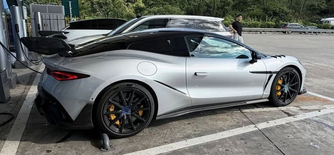 Denza Z Track Edition: 1582 к.с. та глобальний дебют у Великій Британії