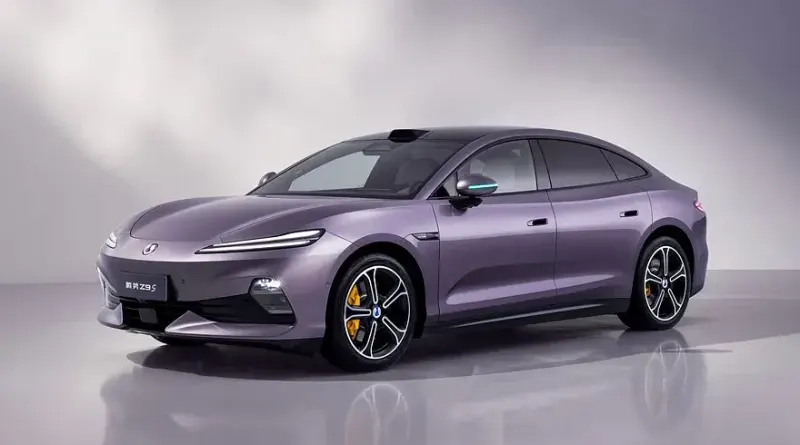 Флагманський седан Denza Z9S від BYD виходить на ринок із рекордним запасом ходу