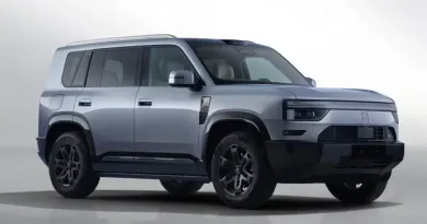 Позашляховик Dongfeng M-Hero X700: технології Huawei та гібридний привід