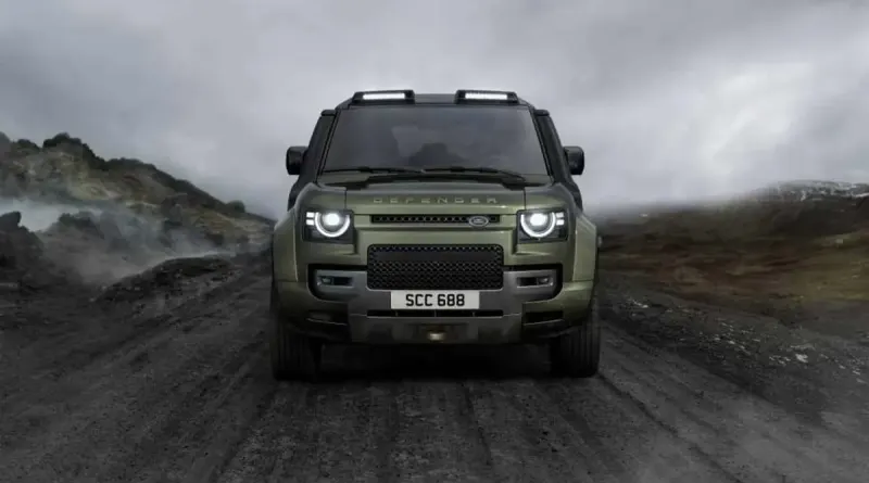 Електричний Land Rover Defender затримується на два роки через падіння попиту