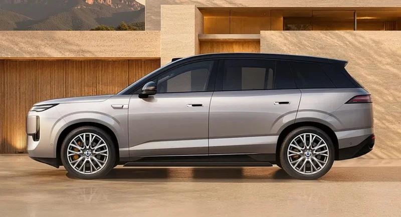 Потужний електромобіль Denza N8: тримоторний SUV від BYD з 1193 к.с.