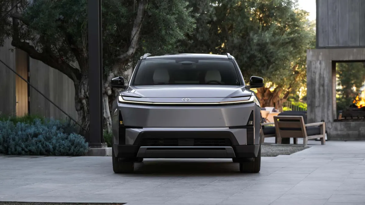 Електромобіль Toyota Highlander EV: Запуск відкладається на невизначений термін