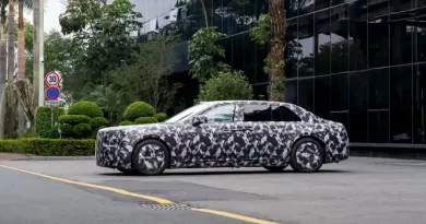 Новий електромобіль Yangwang отримає двері як у Rolls-Royce