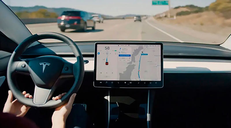 Електромобілі Tesla тепер сканують вибоїни та нерівності на дорогах