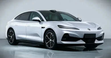Потужний електроседан Denza Z9S: розкрито деталі розкішної новинки BYD