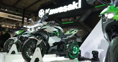 Модульний електромотоцикл Kawasaki: японський бренд запатентував революційну раму