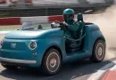 Крихітний електромобіль Fiat Topolino отримав божевільний тюнінг і став родстером
