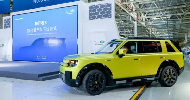 Freelander 8 EREV: амбітний старт нового преміального SUV у Китаї