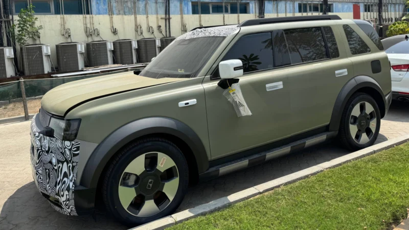 Кросовер Freelander 8 виїхав на тести в ОАЕ перед світовим стартом