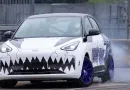 Задній привід та гідравлічний ручник: Geely EX2 перетворили на драйверський дрифткар