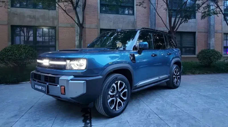 Geely Galaxy Cruiser 700: дебют потужного позашляховика на 1113 к.с.