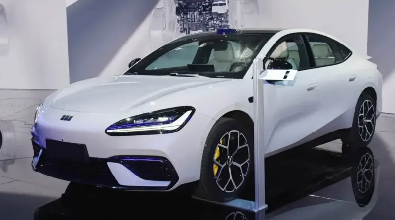 Електричний седан Geely Galaxy TT вийшов на ринок з ціною від $19 100