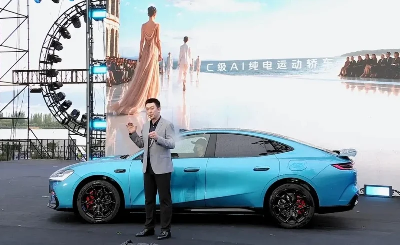 Geely Galaxy TT Ultra: новий електричний седан з 578 к.с. та 800В архітектурою
